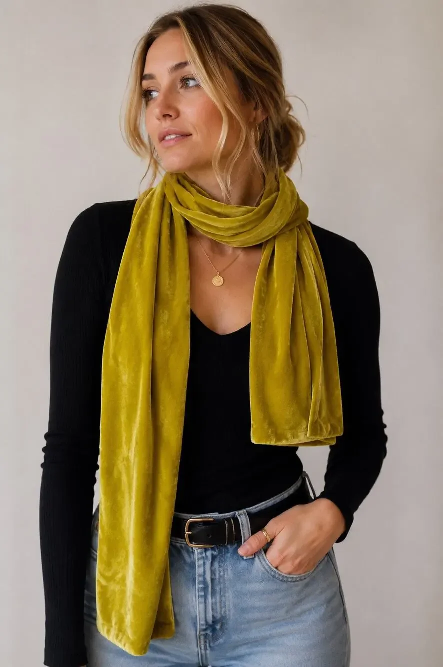 Echo Silk Blend Velvet Oblong Scarf Chartreuse Gold Luxe 82% Rayon 18% Silk